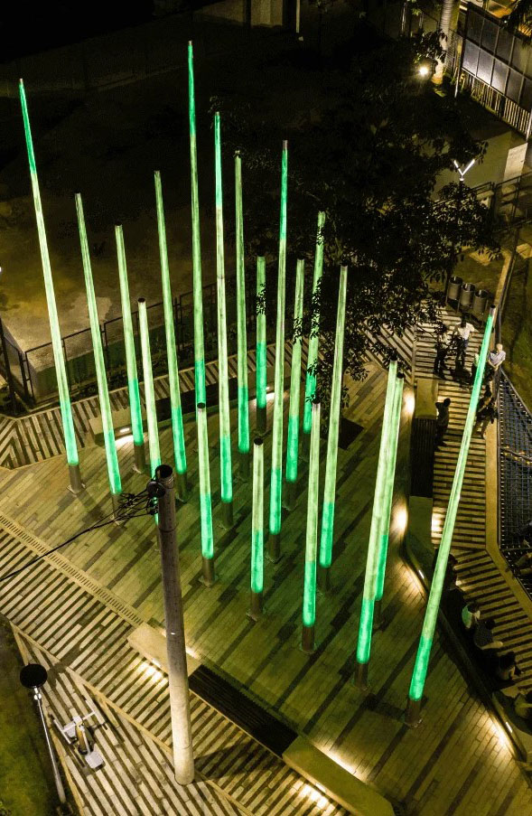 Postes Opalescentes de Fibra de Vidrio PRFV